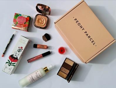 Luxury Makeup Gift Box cover