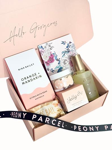 Golden Glow Gift Box cover