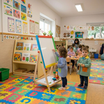 2-in-1 Kids Art Easel alternate 8